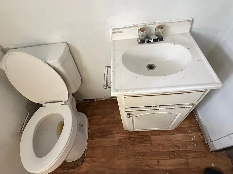 409 Chandler St — Photo 8