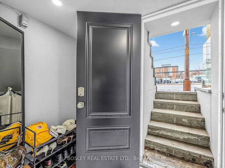 623 Dupont St #LOWER LEVEL — Photo 5