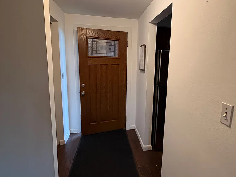 HallwayRoom.