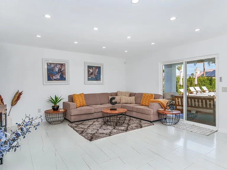 29886 Whispering Palms Trl — Photo 16