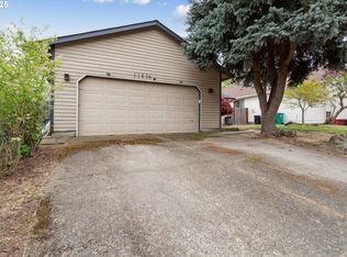 11836 SW Morning Hill Dr, Tigard, OR 97223