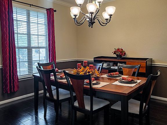4th image of 6007 Hewes Point Ln