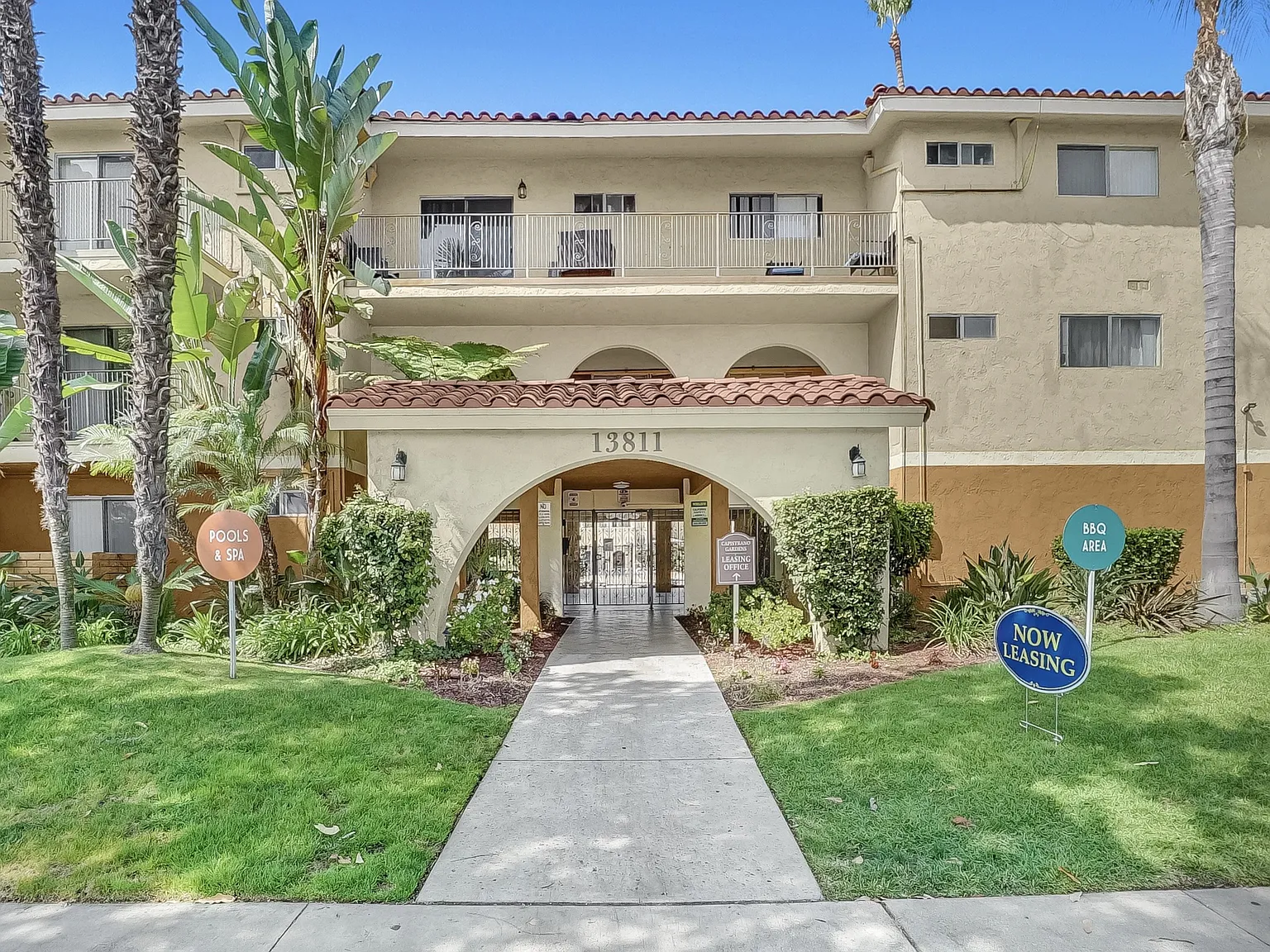 Capistrano Gardens — Photo 1