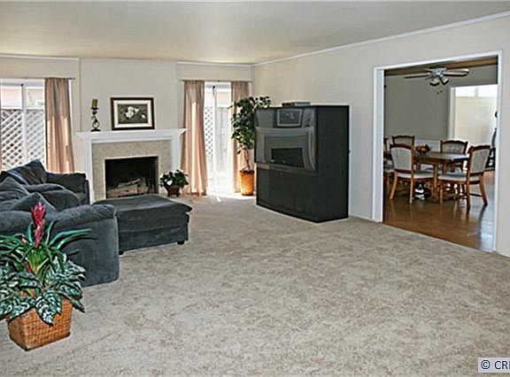3rd image of 308 Joann St