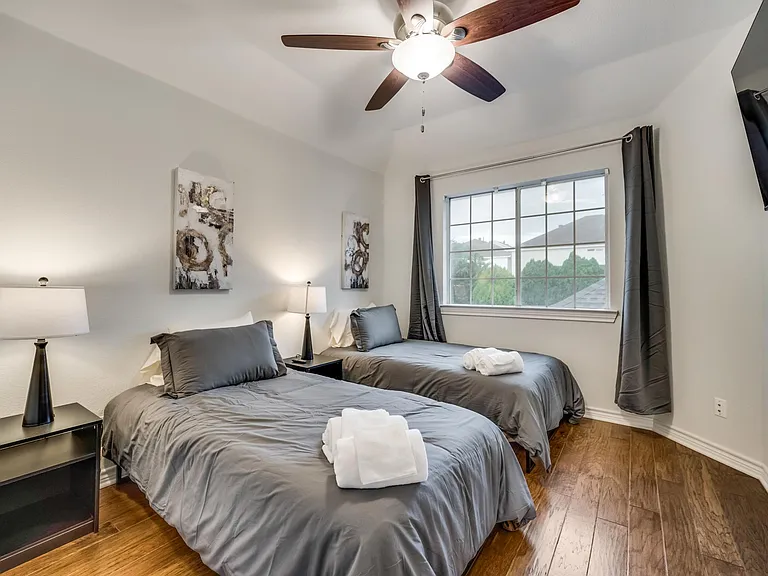 17258 Stedman Dr — Photo 25