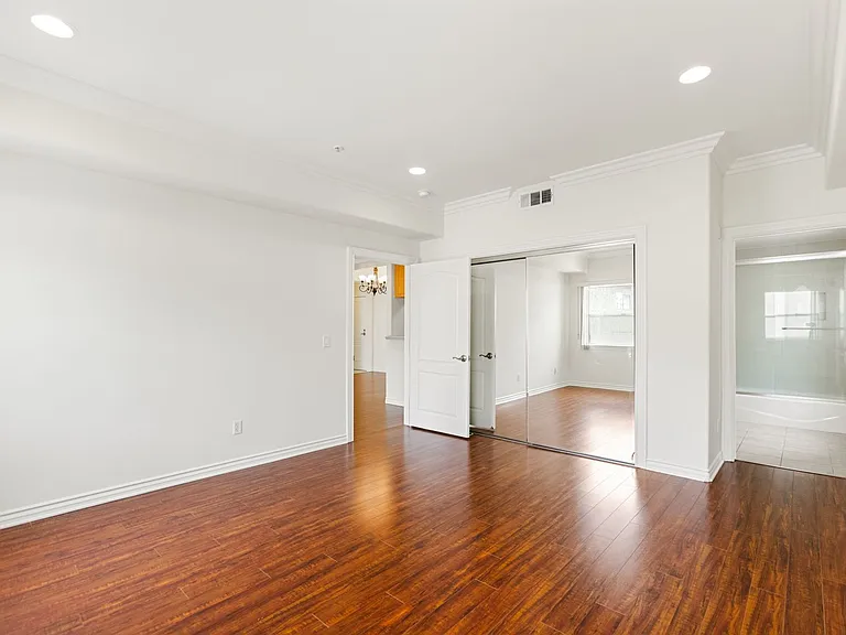 3328 Oakhurst Ave — Photo 29