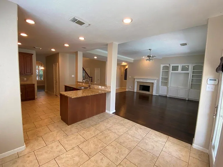 26226 Bright Dawn Ct — Photo 11