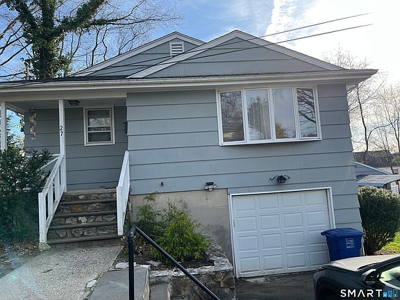3rd image of 27 Plateau Avenue