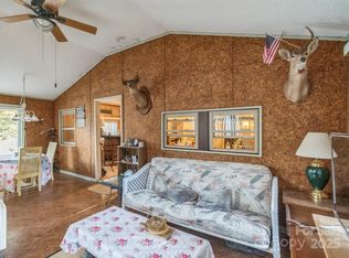 1645 Rolling Hills Rd, Ridgeway, SC 29130