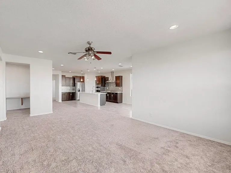 6405 Kings Canyon Cv NE — Photo 10