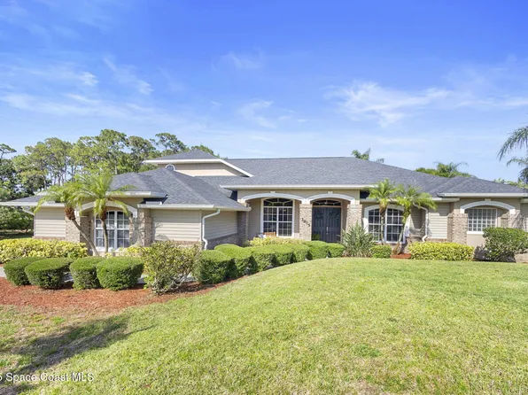 3815 Peacock Dr, Melbourne, FL 32904
