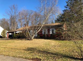 48 Pierson Dr, Wallingford, CT 06492