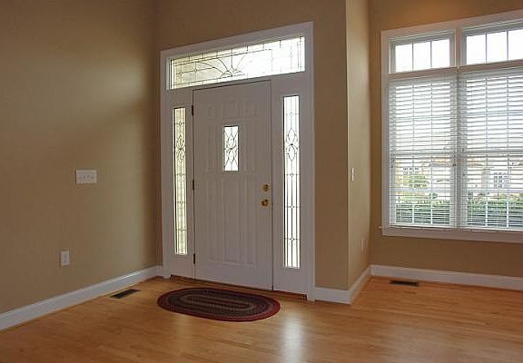 5th image of 6734 Bay Hill Ct