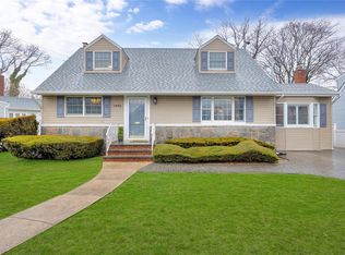 1493 N Meadow Rd, Merrick, NY 11566