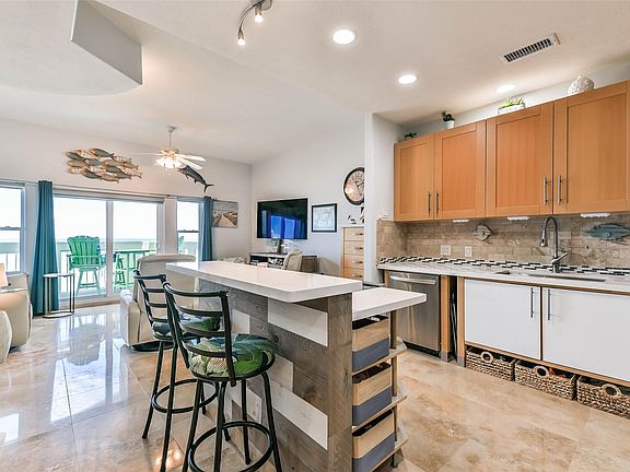 5th image of 9420 Seawall Blvd Unit 602