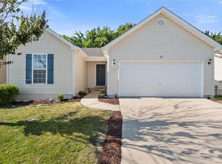 38 Silver Spur Dr, Winfield, MO 63389