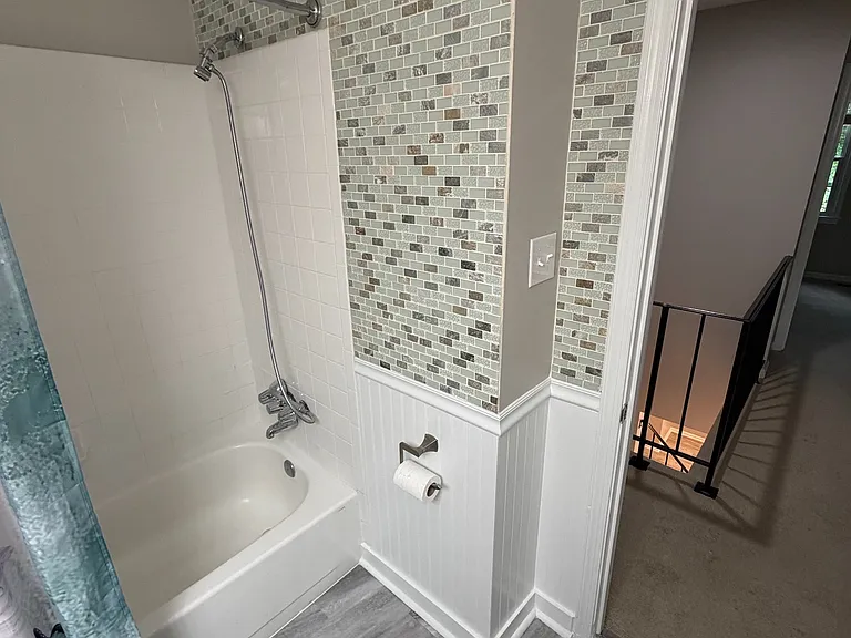 8565 Chester Grove Ct — Photo 12