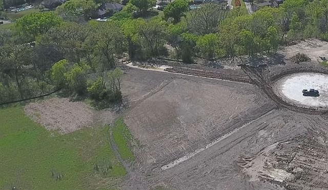 2nd image of 600 Redwood Creek Dr