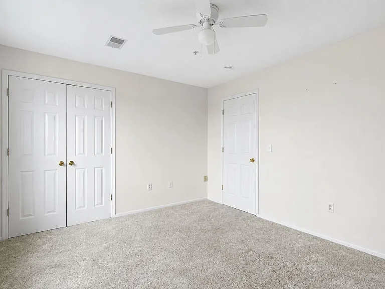 1636 King Ct — Photo 12