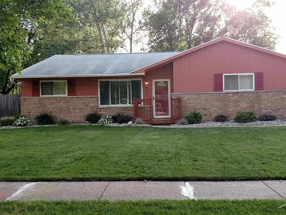 1st image of 3231 Sun Valley Dr