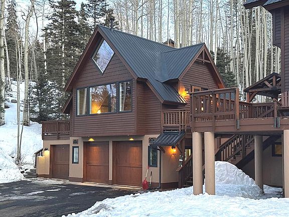 2nd image of 662 Fox Farm Rd