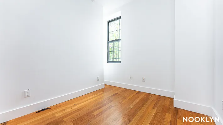 Rented by Nooklyn NYC LLC | media 10