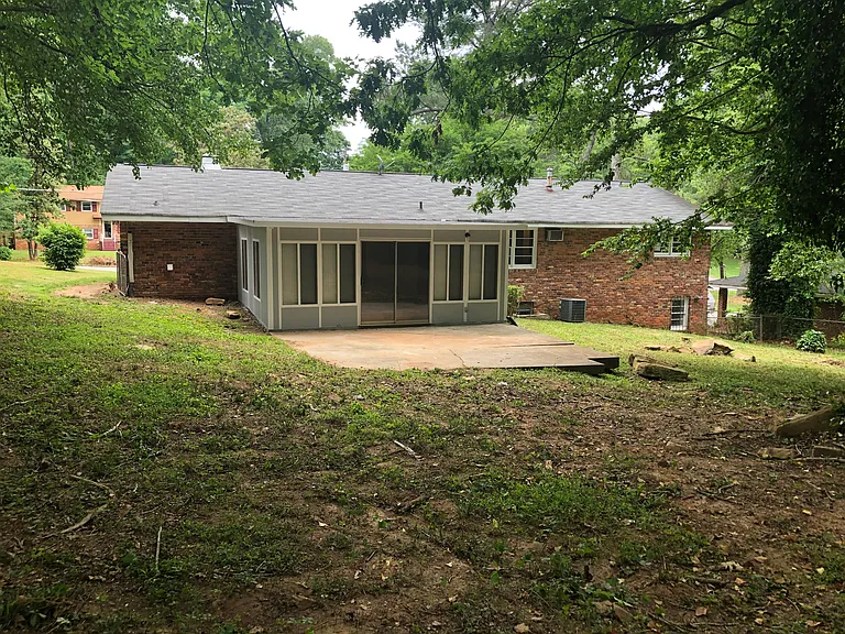1165 Sharonton Dr — Photo 21