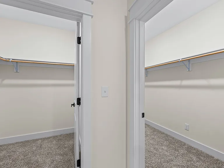 135 Max Lane Dr — Photo 24