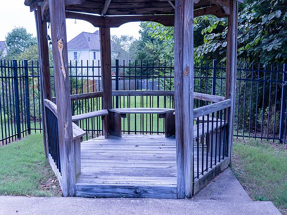 5th image of 8502 Creek Stone Dr