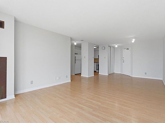 5th image of 25 Trailwood Dr #2206