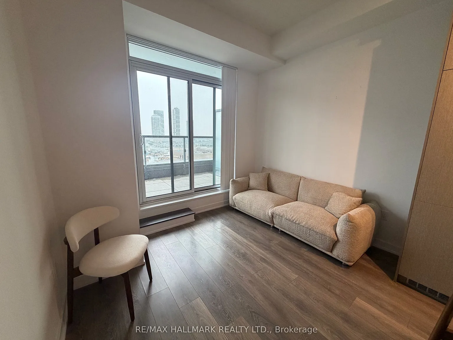 2 bed, $2,200 — Photo 4