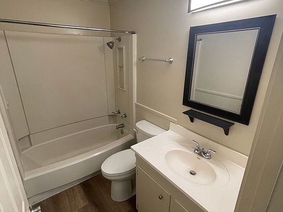 4th image of 120 N Morgan Ave #4