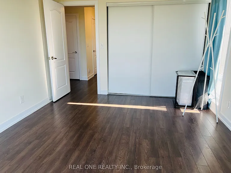 50 Dunsheath Way #603 — Photo 12