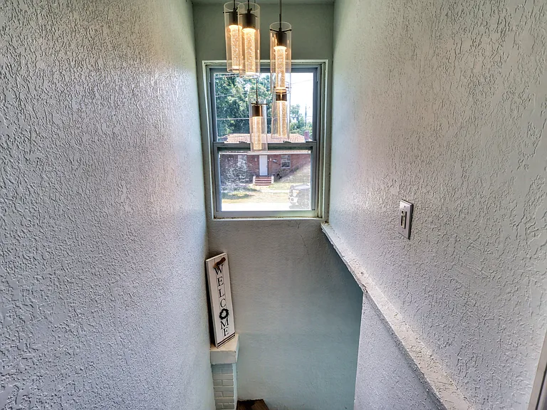 116 1/2 44th St S #A — Photo 8