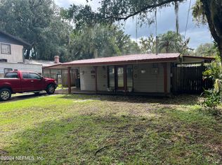 907 N Pine Ave, Green Cove Springs, FL 32043