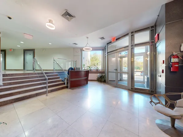 346 Coney Is Avenue image 4 of 25