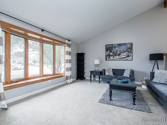 5th image of 13029 Meadowlark Ct