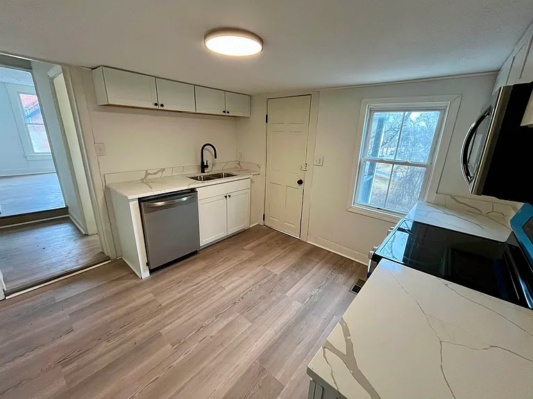 500 Ridge St #A — Photo 11
