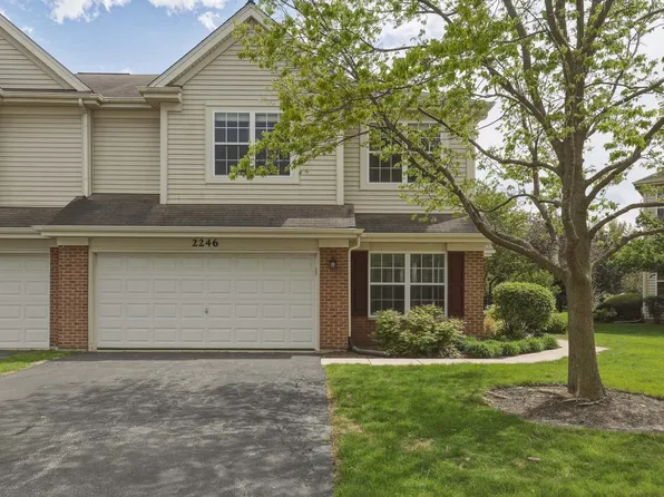 2246 Pembridge Dr, Lake In The Hills, IL 60156