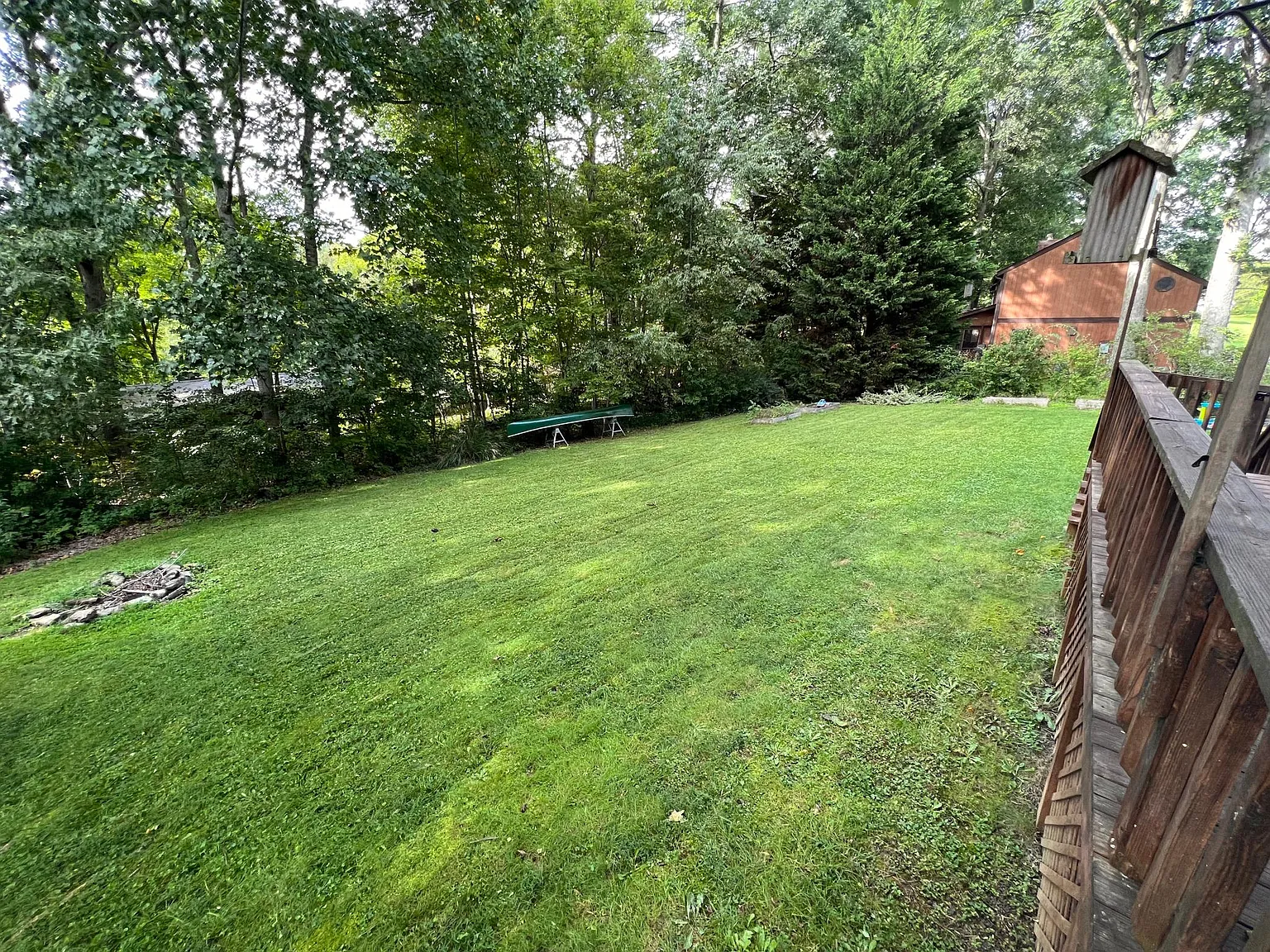 3 bed, 2.5 bath, 1395 sqft, $2,000 — Photo 3