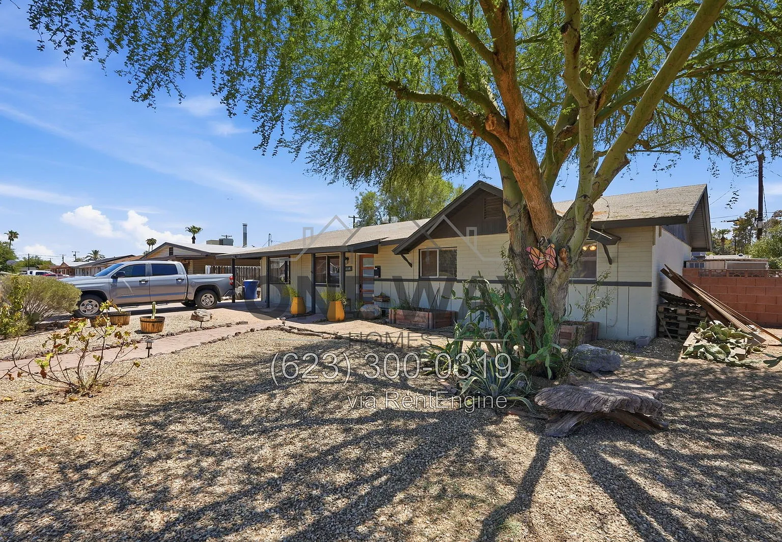 3 bed, 2.0 bath, 1720 sqft, $3,095 — Photo 2