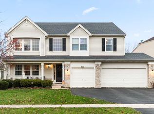 946 Oxford Ct, Hampshire, IL 60140
