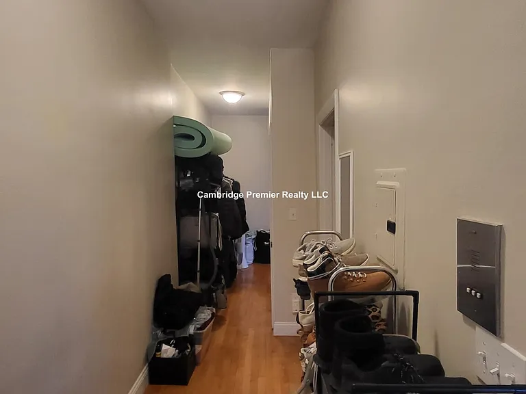 281 Harvard St #11 — Photo 3