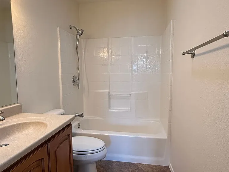 1331 Wapati Dr — Photo 12