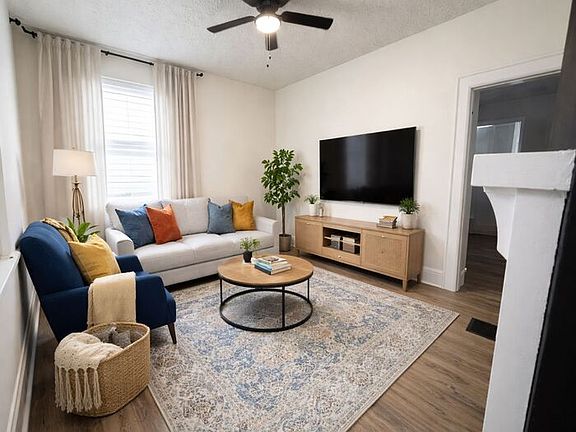 4th image of 977 Miller Ave #977