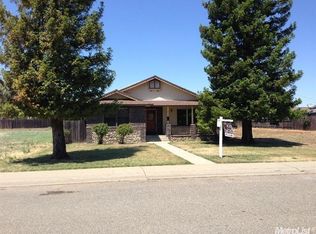 854 B St, Lincoln, CA 95648