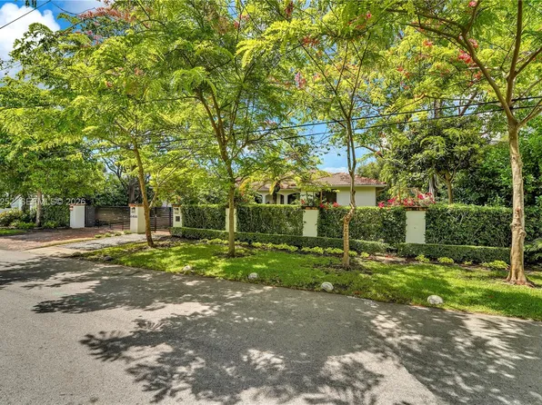 6466 SW 84th St, Miami, FL 33143