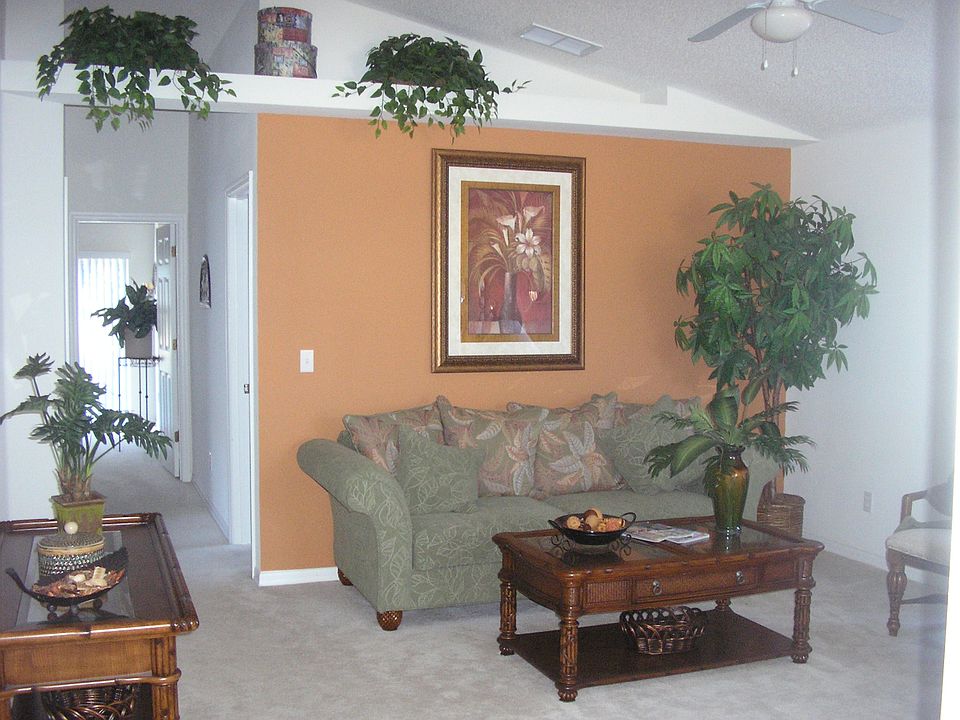 2nd image of 1845 Lacy Ln