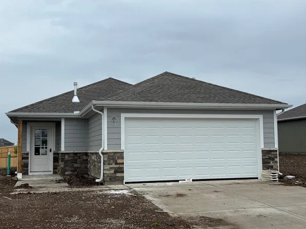 7920 SE 5th St, Blue Springs, MO 64014