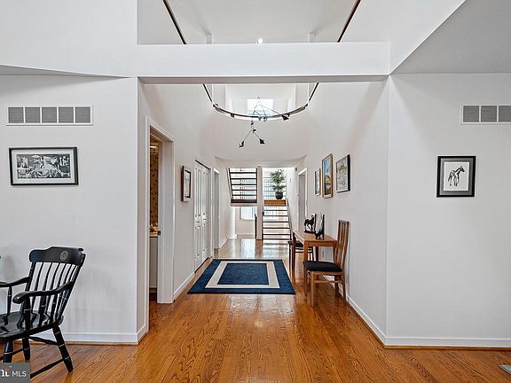 4th image of 117 Bellant Cir
